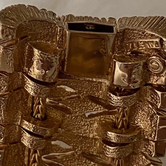 Elegant Vintage Panetta Gold-Tone Crystal Bracelet - Picture 7 of 7